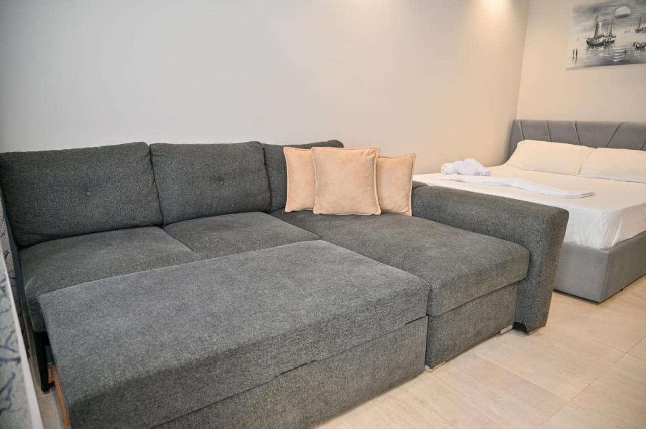 Andi Apartments Durrës 外观 照片