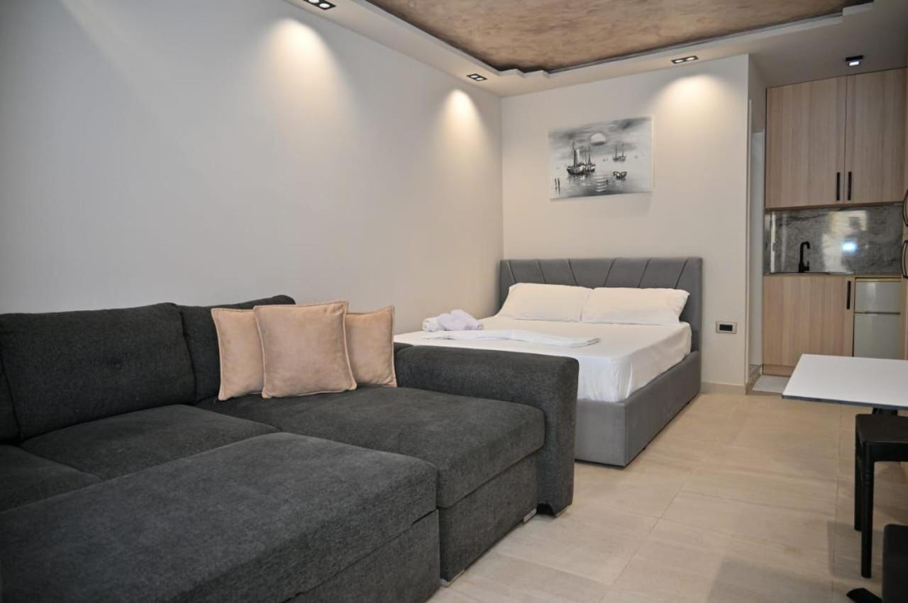 Andi Apartments Durrës 外观 照片